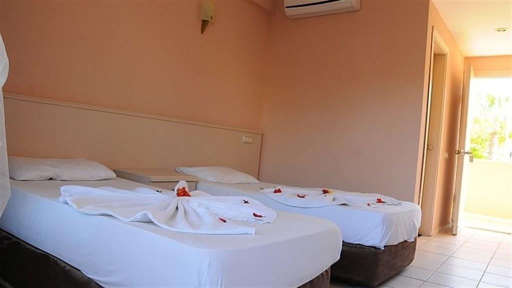 Club Herakles Hotel Kemer Exterior photo